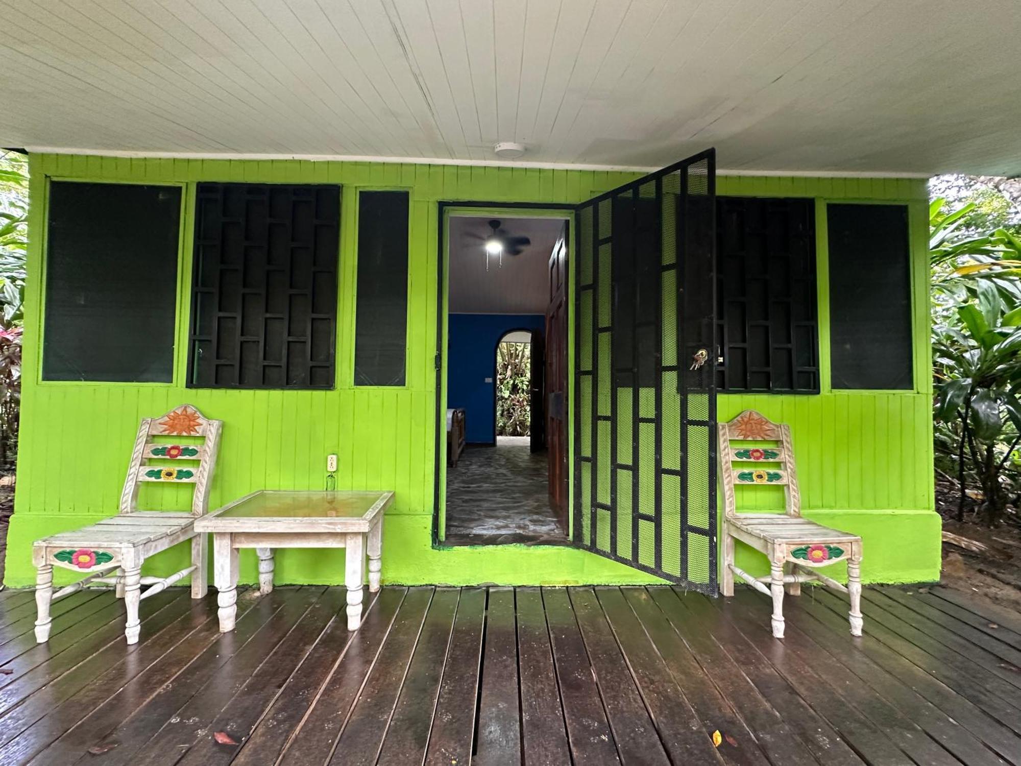 Chosa Manglar Suites & Cabins Puerto Jiménez エクステリア 写真