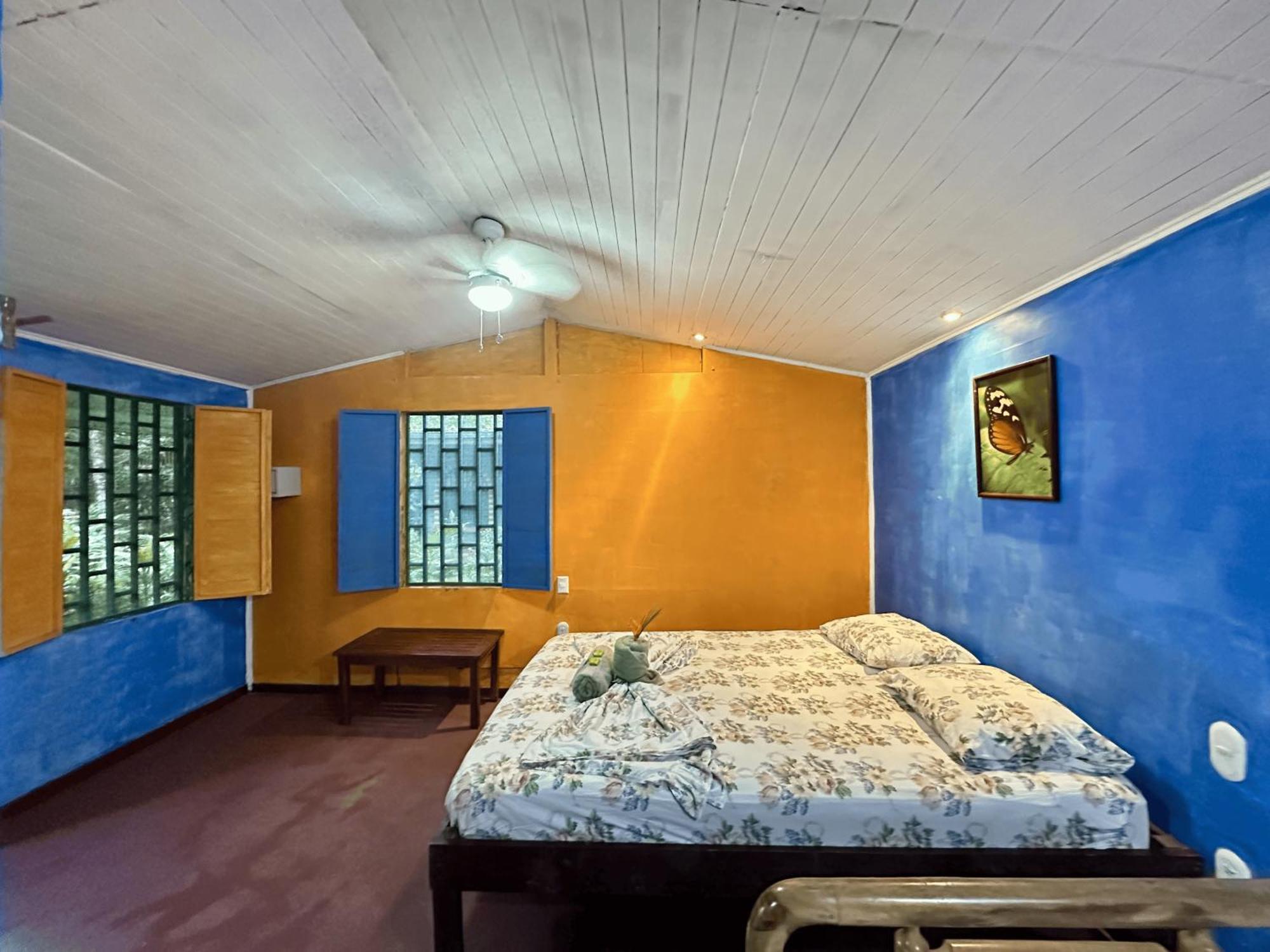 Chosa Manglar Suites & Cabins Puerto Jiménez エクステリア 写真