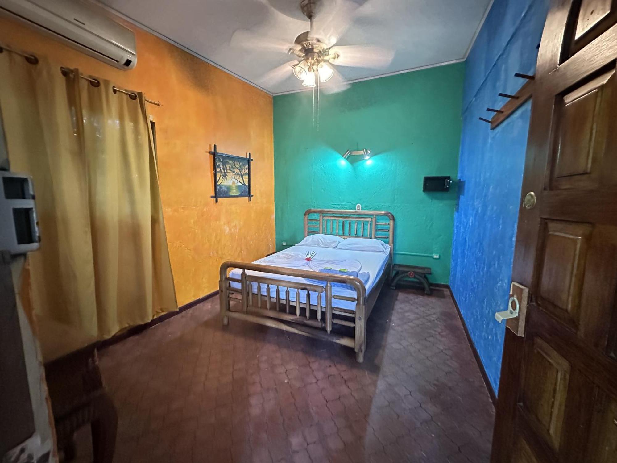 Chosa Manglar Suites & Cabins Puerto Jiménez エクステリア 写真