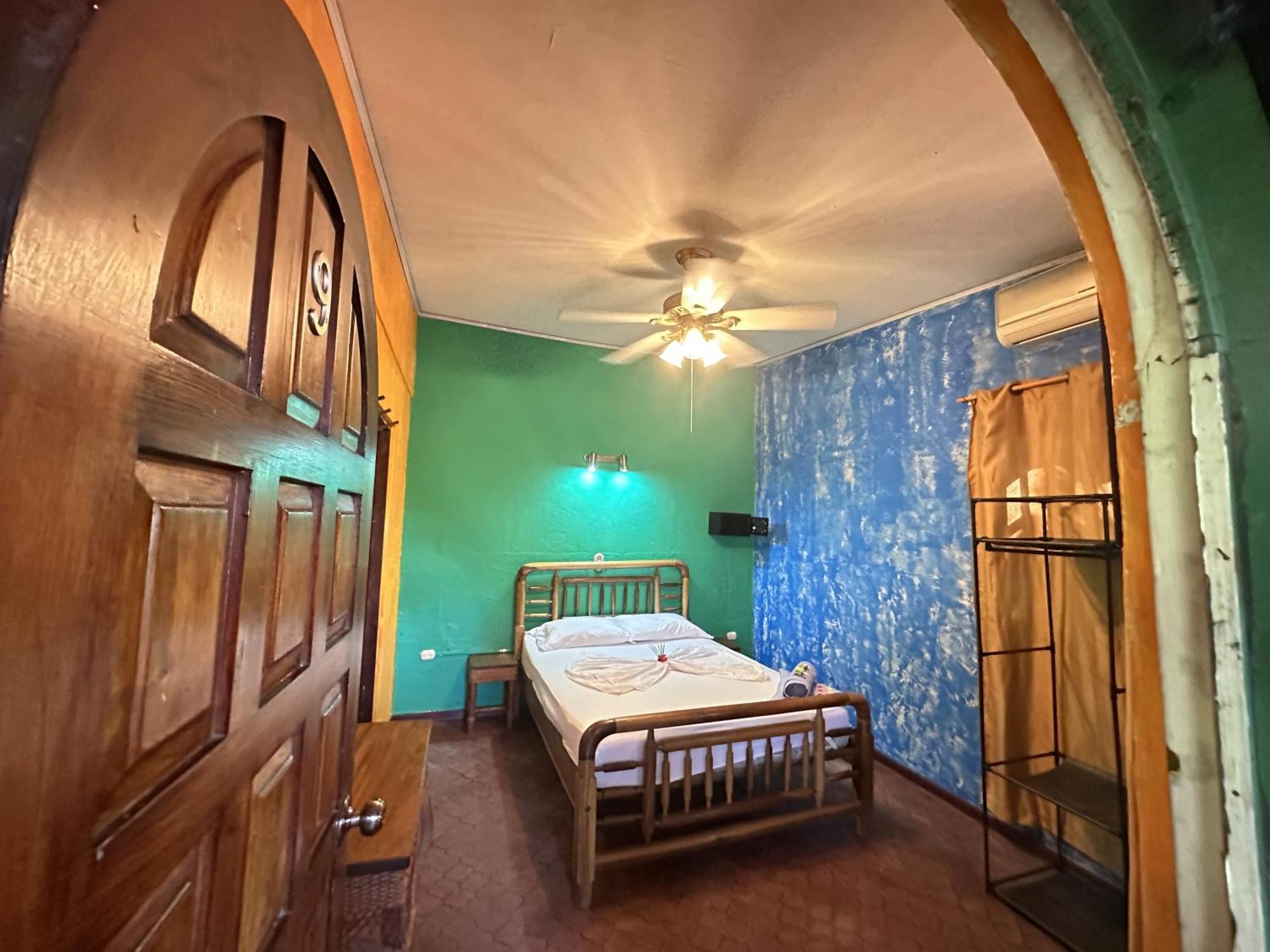 Chosa Manglar Suites & Cabins Puerto Jiménez エクステリア 写真